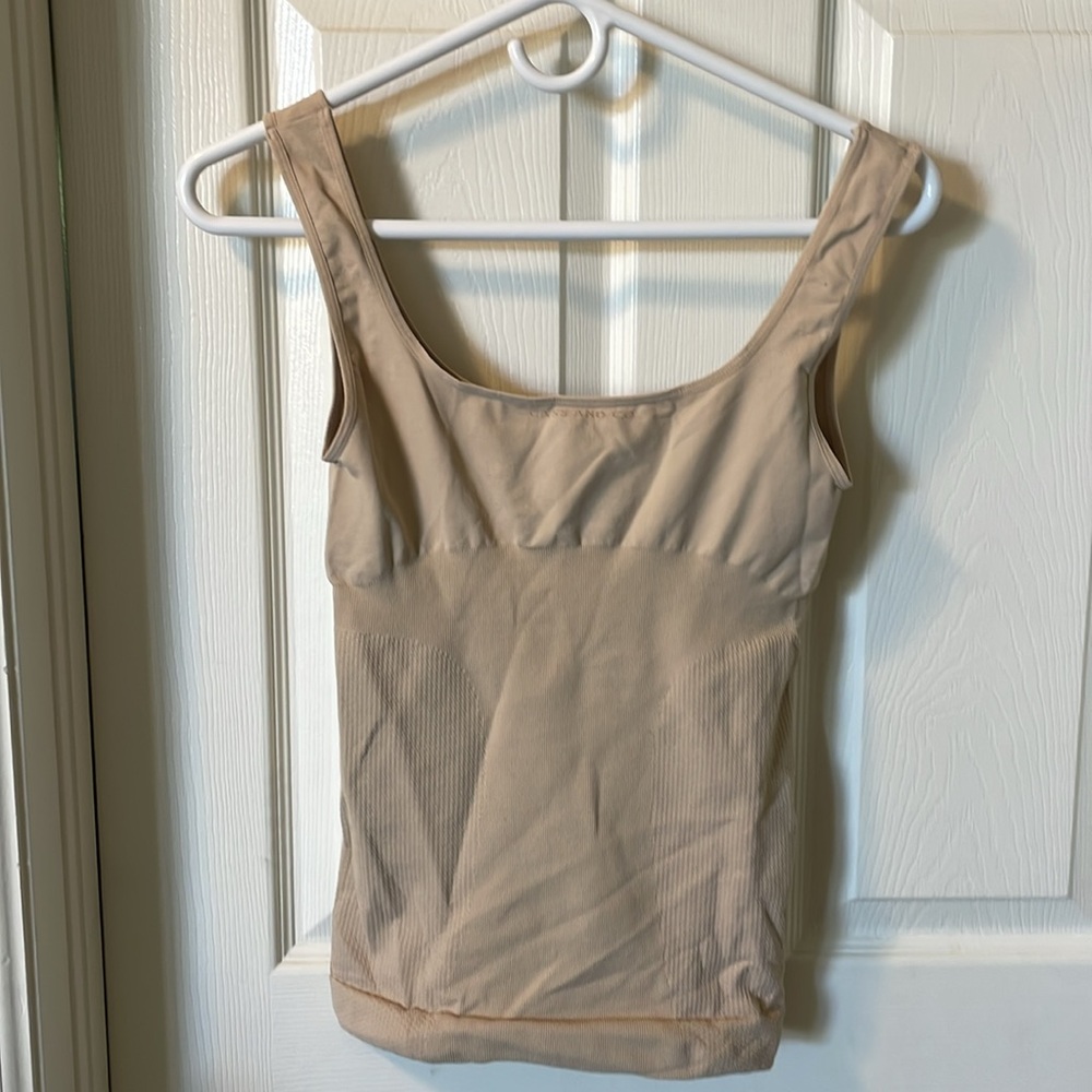 Cass and Co. Women's Nude Shapewear Tank, size Large. - Picture 7 of 7